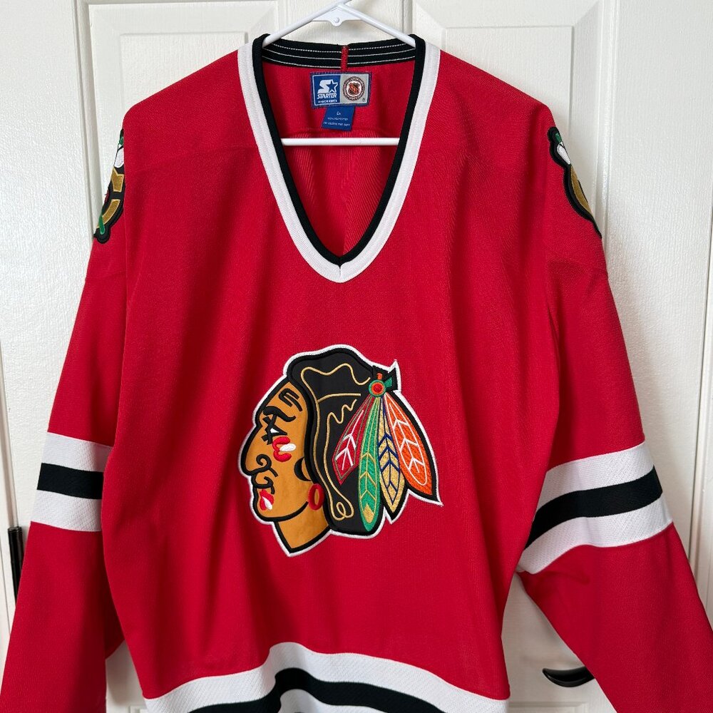 Men's vintage Starter Chicago Blackhawks hockey jersey - size large